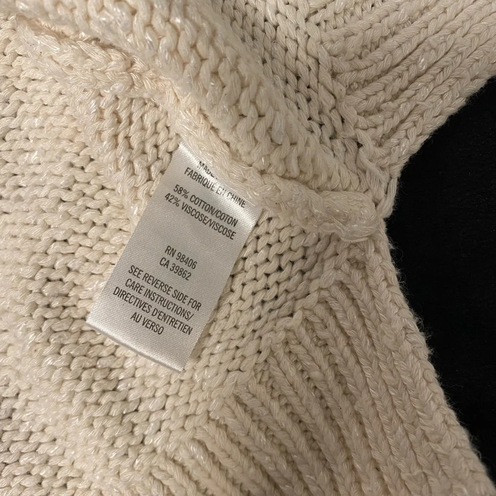 Sweater - Picture 4 of 6